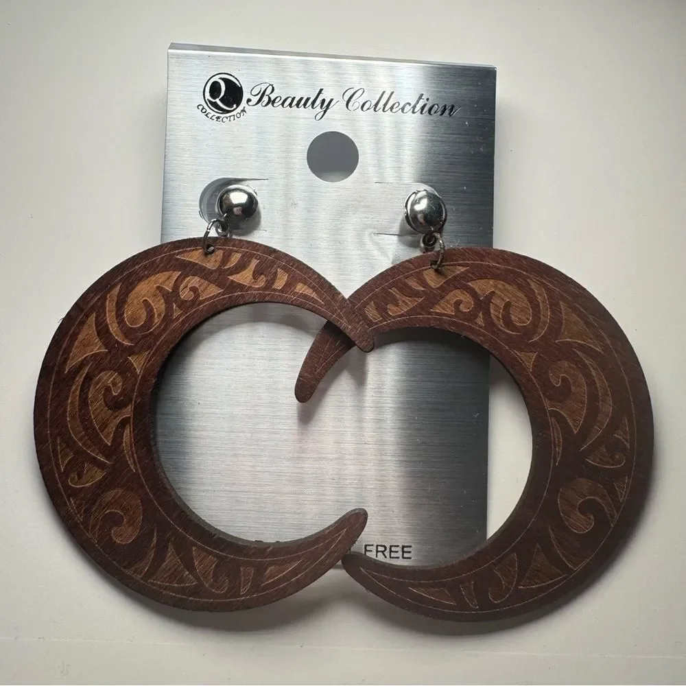3For$20 Beauty Collection Tribal Tan/Brown Wood Statement Stud Earring